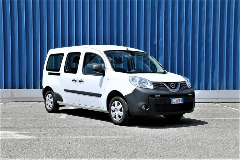 Nissan NV 250 Combi L2 dCi: prova su strada
