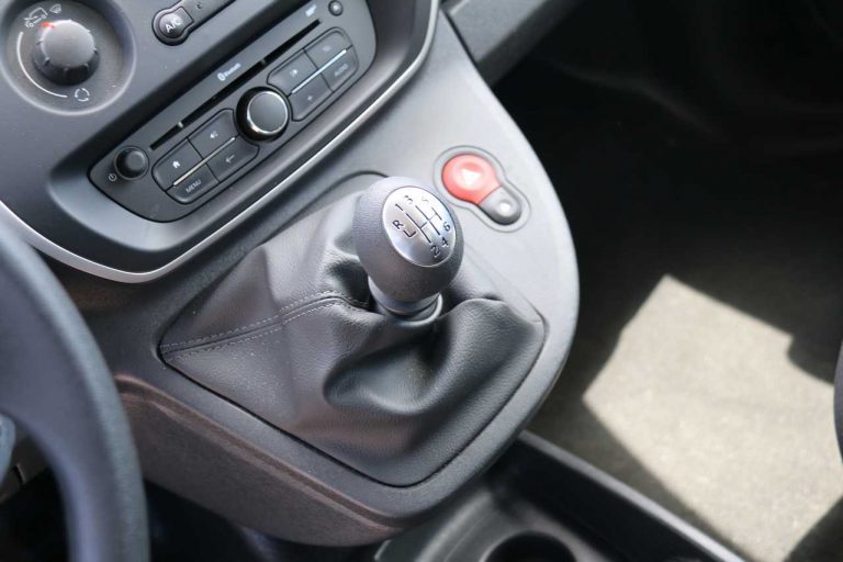 Nissan NV 250 Combi L2 dCi: prova su strada