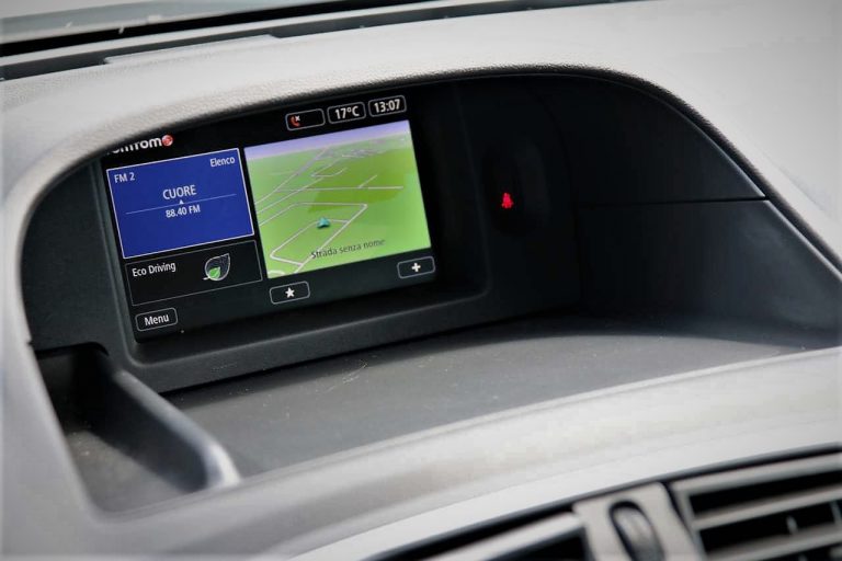 Nissan NV 250 Combi L2 dCi: prova su strada