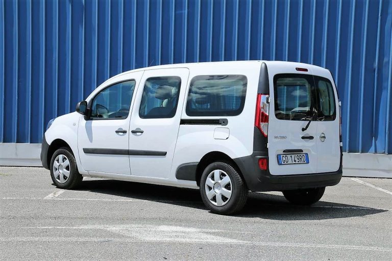 Nissan NV 250 Combi L2 dCi: prova su strada