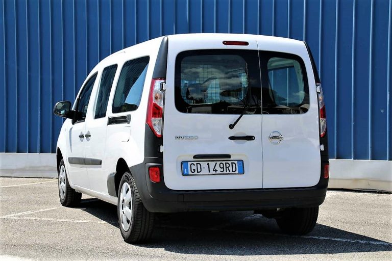 Nissan NV 250 Combi L2 dCi: prova su strada