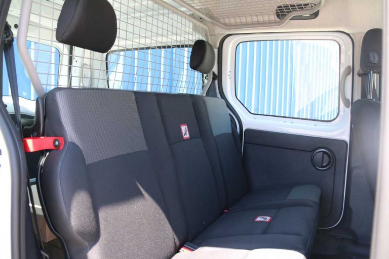 Nissan NV 250 Combi L2 dCi: prova su strada