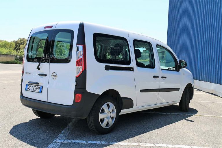 Nissan NV 250 Combi L2 dCi: prova su strada