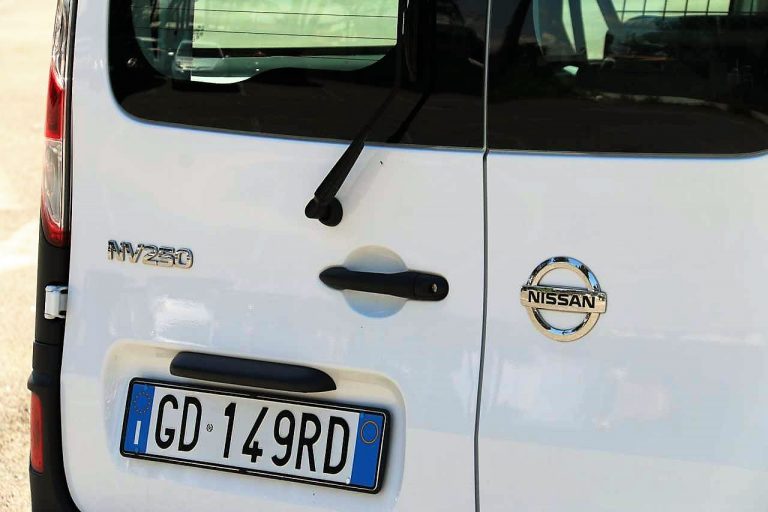 Nissan NV 250 Combi L2 dCi: prova su strada