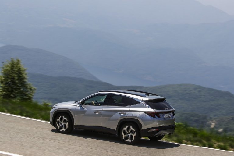 Hyundai Tucson Plug-in Hybrid 2021: immagini ufficiali