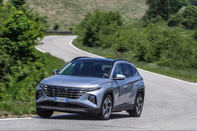 Hyundai Tucson Plug-in Hybrid 2021: immagini ufficiali