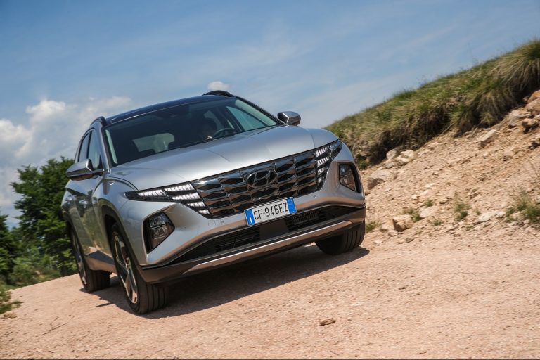 Hyundai Tucson Plug-in Hybrid 2021: immagini ufficiali