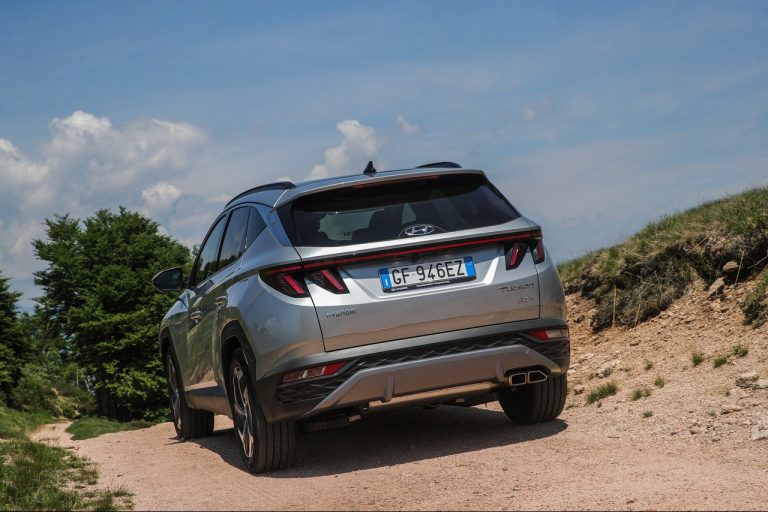 Hyundai Tucson Plug-in Hybrid 2021: immagini ufficiali