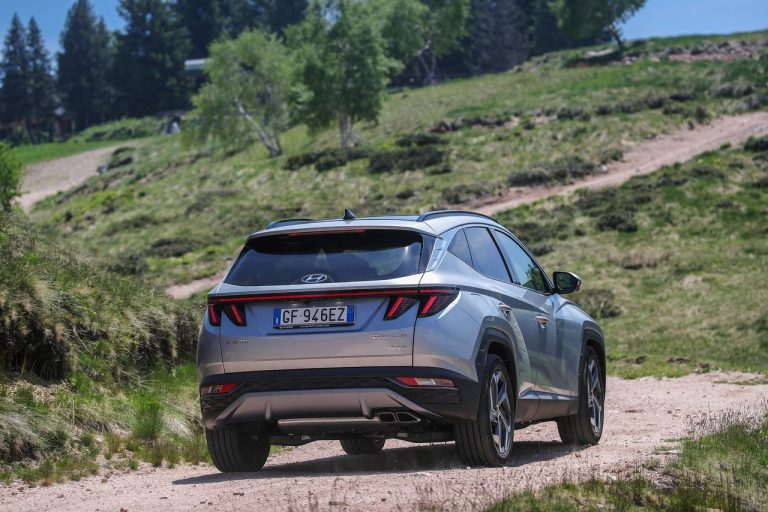 Hyundai Tucson Plug-in Hybrid 2021: immagini ufficiali