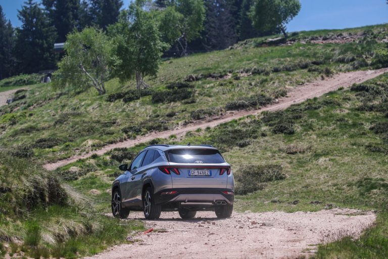 Hyundai Tucson Plug-in Hybrid 2021: immagini ufficiali