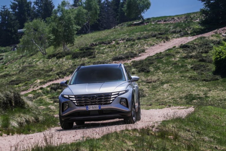 Hyundai Tucson Plug-in Hybrid 2021: immagini ufficiali