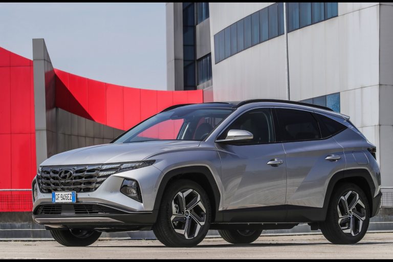 Hyundai Tucson Plug-in Hybrid 2021: immagini ufficiali