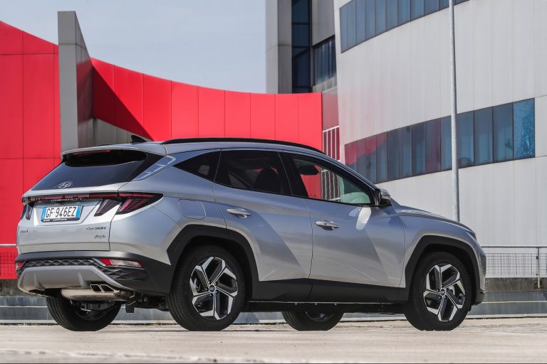 Hyundai Tucson Plug-in Hybrid 2021: immagini ufficiali