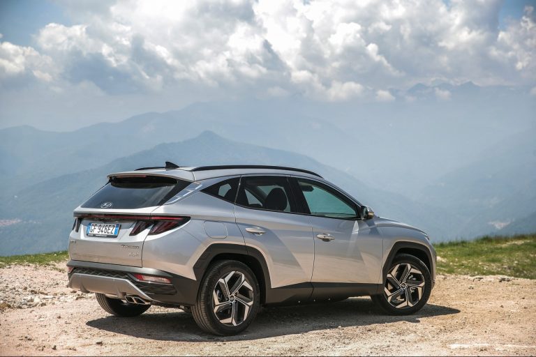 Hyundai Tucson Plug-in Hybrid 2021: immagini ufficiali