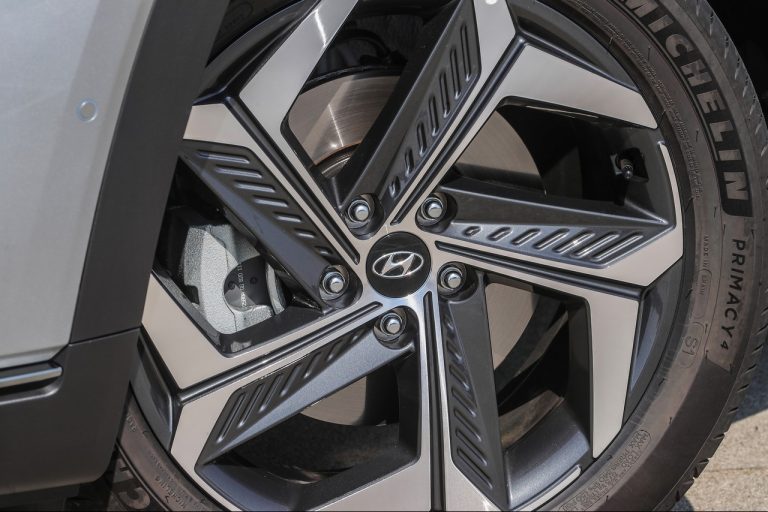 Hyundai Tucson Plug-in Hybrid 2021: immagini ufficiali