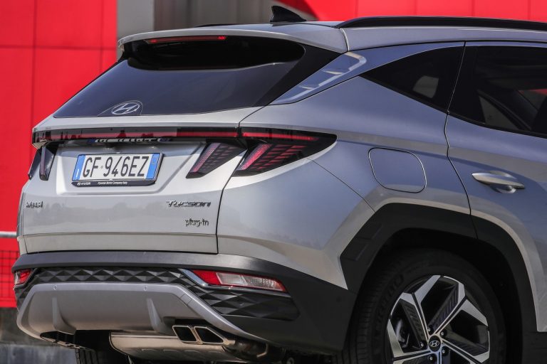 Hyundai Tucson Plug-in Hybrid 2021: immagini ufficiali