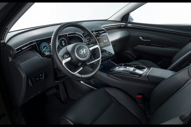 Hyundai Tucson Plug-in Hybrid 2021: immagini ufficiali