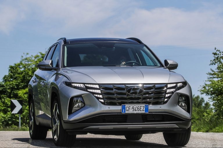 Hyundai Tucson Plug-in Hybrid 2021: immagini ufficiali