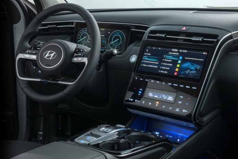 Hyundai Tucson Plug-in Hybrid 2021: immagini ufficiali