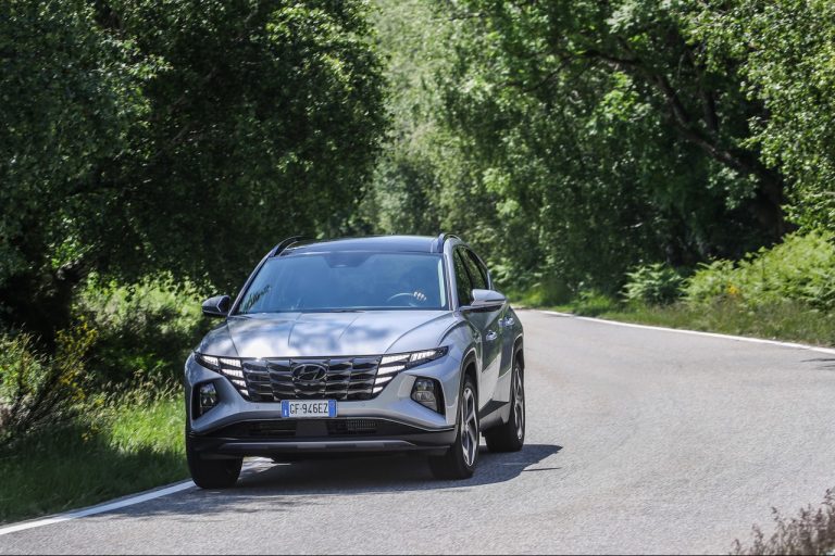 Hyundai Tucson Plug-in Hybrid 2021: immagini ufficiali