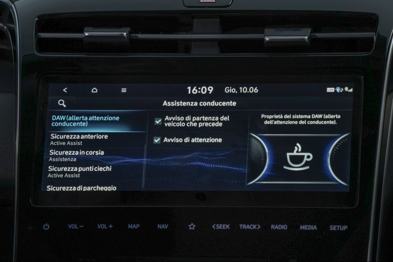 Hyundai Tucson Plug-in Hybrid 2021: immagini ufficiali