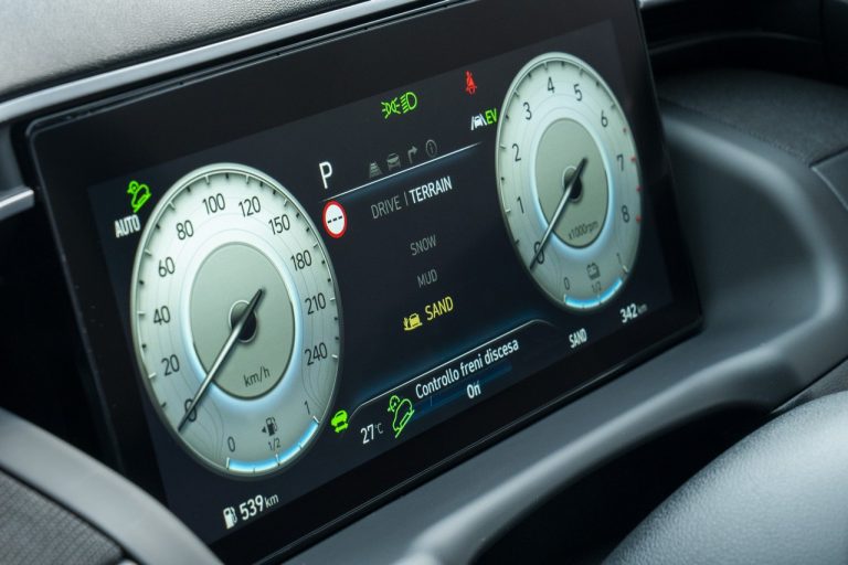 Hyundai Tucson Plug-in Hybrid 2021: immagini ufficiali