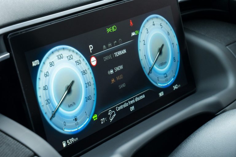 Hyundai Tucson Plug-in Hybrid 2021: immagini ufficiali