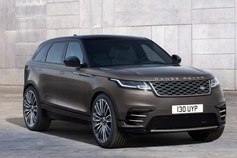 Range Rover Velar 2022: immagini ufficiali