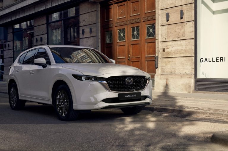 Mazda CX-5 2022: immagini ufficiali