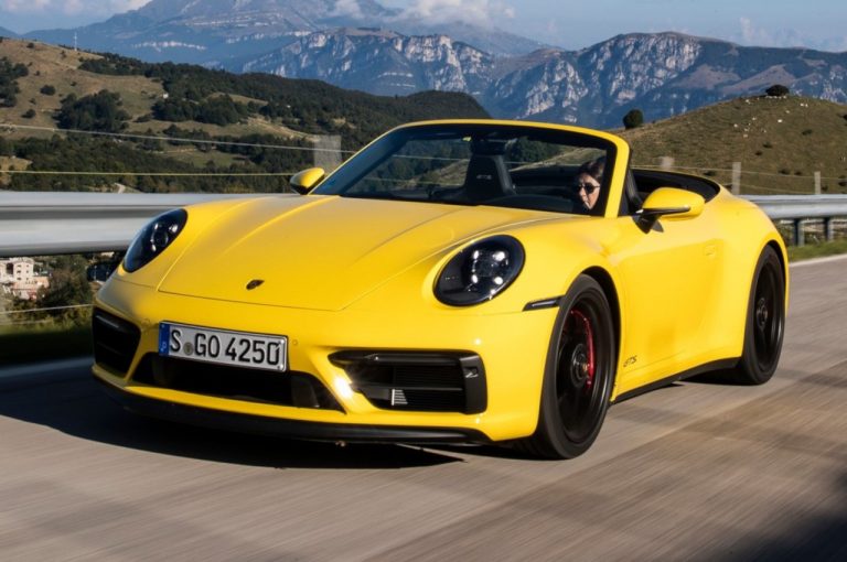 Porsche 911 Carrera GTS, Carrera 4 GTS e Carrera GTS Cabriolet 2022: immagini ufficiali