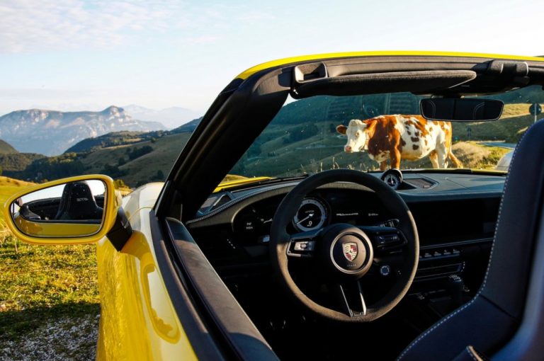 Porsche 911 Carrera GTS, Carrera 4 GTS e Carrera GTS Cabriolet 2022: immagini ufficiali