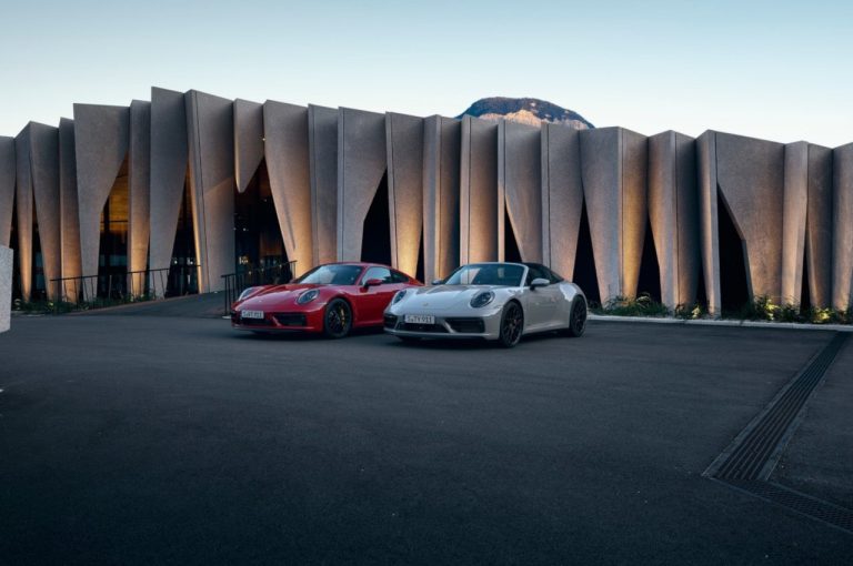 Porsche 911 Carrera GTS, Carrera 4 GTS e Carrera GTS Cabriolet 2022: immagini ufficiali