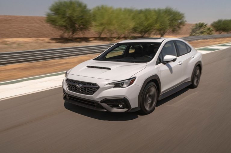 Subaru WRX 2022: immagini ufficiali