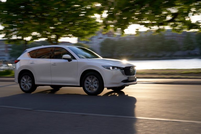 Mazda CX-5 2022: immagini ufficiali