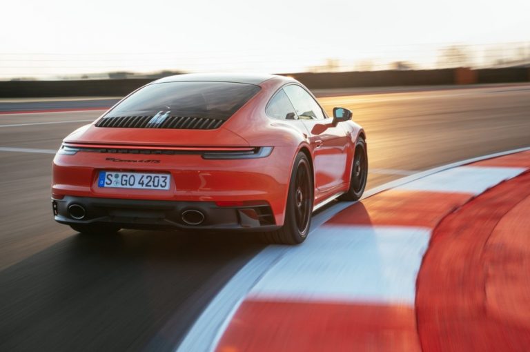 Porsche 911 Carrera GTS, Carrera 4 GTS e Carrera GTS Cabriolet 2022: immagini ufficiali