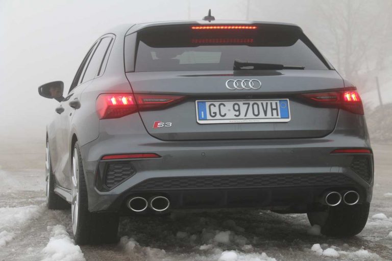 Hankook Winter i*cept evo3: le immagini