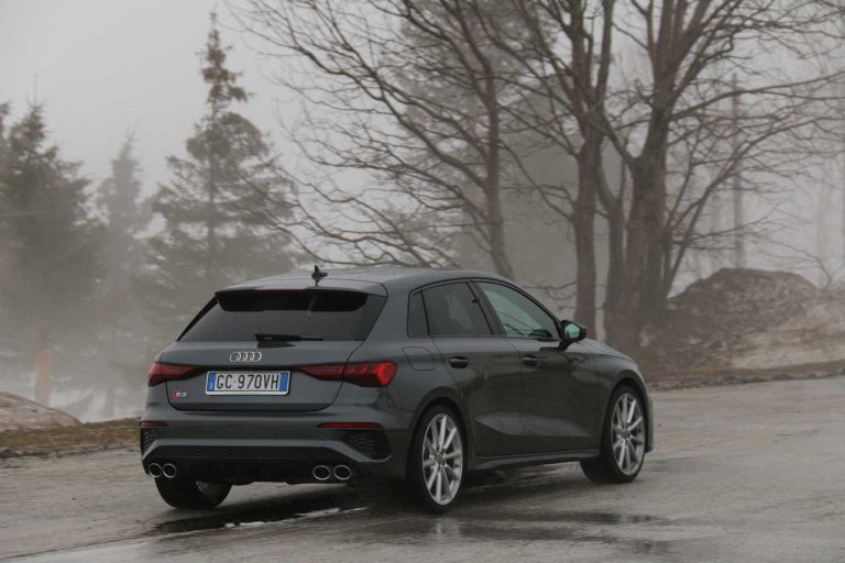 Hankook Winter i*cept evo3: le immagini