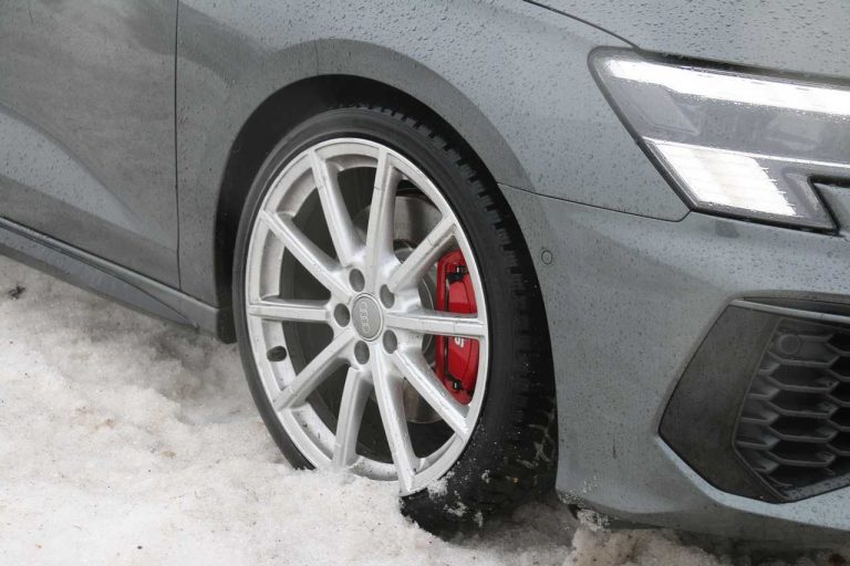 Hankook Winter i*cept evo3: le immagini