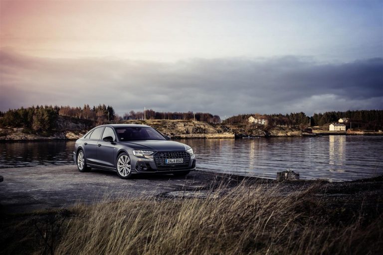 Audi A8 2022: immagini ufficiali