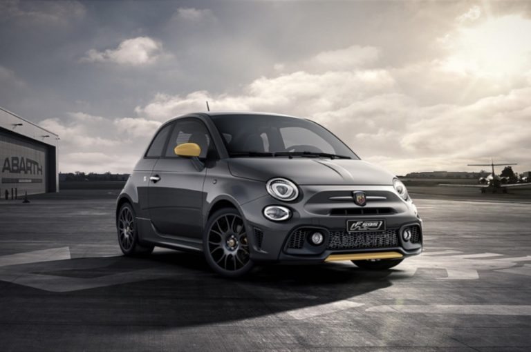 Abarth F595 Speciale 2022: immagini ufficiali
