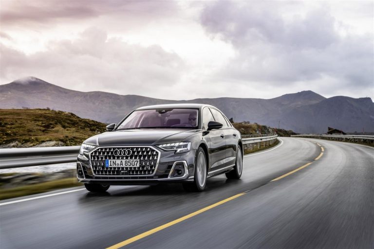 Audi A8 2022: immagini ufficiali