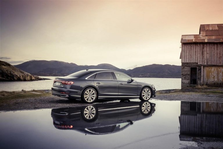 Audi A8 2022: immagini ufficiali