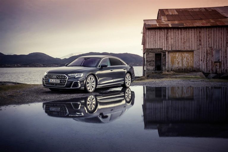 Audi A8 2022: immagini ufficiali