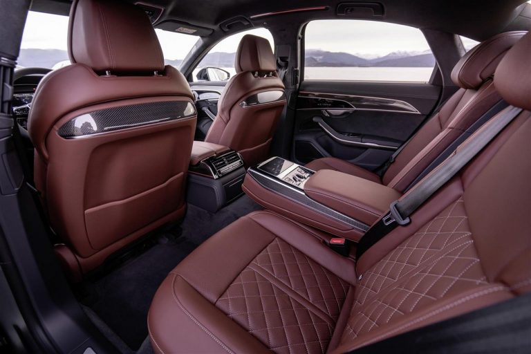 Audi A8 2022: immagini ufficiali
