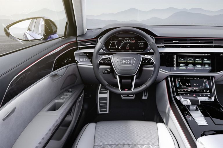 Audi A8 2022: immagini ufficiali