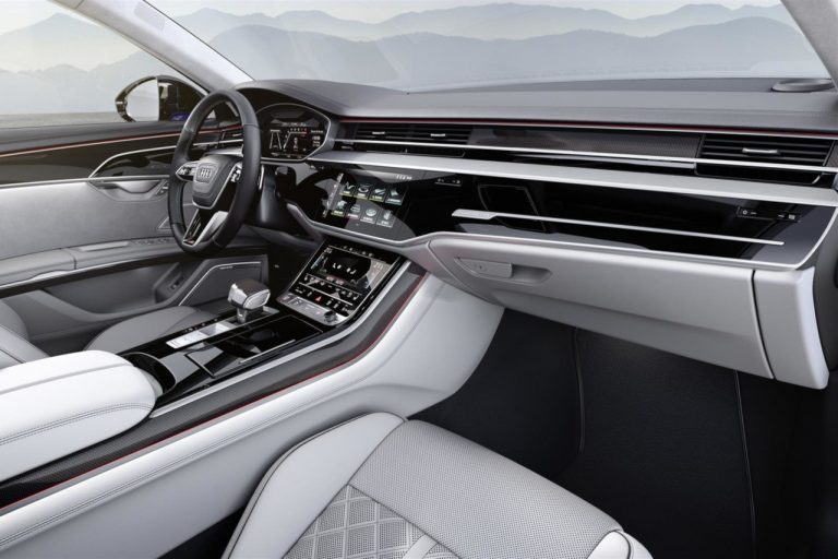 Audi A8 2022: immagini ufficiali