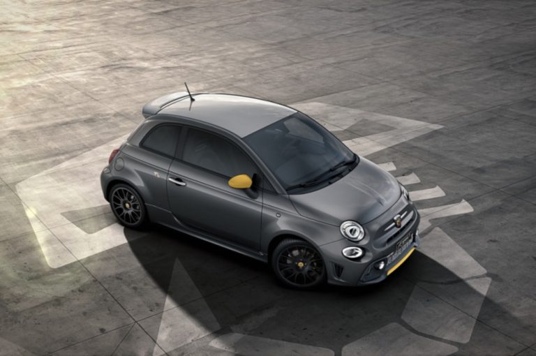 Abarth F595 Speciale 2022: immagini ufficiali