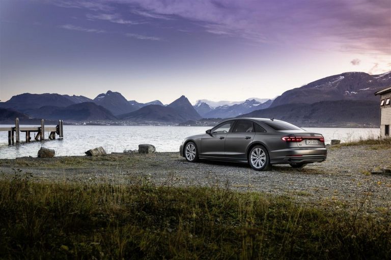 Audi A8 2022: immagini ufficiali