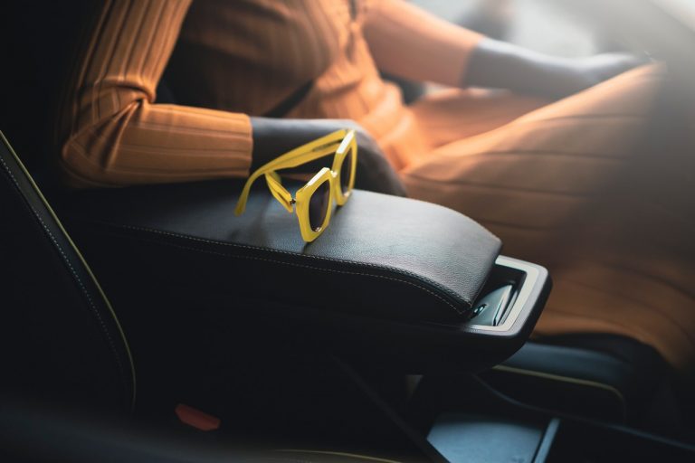 Renault Mégane E-Tech Electric 2022: immagini ufficiali