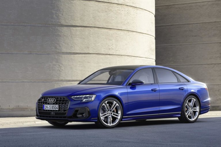 Audi A8 2022: immagini ufficiali